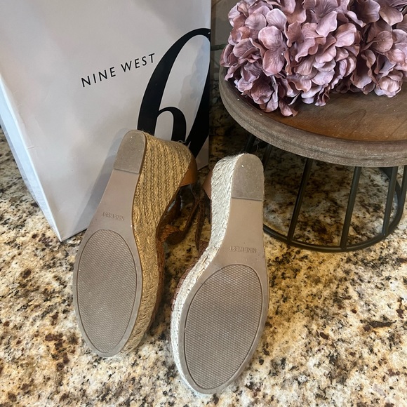 Nine West Wedges Size 11 - Picture 5 of 7